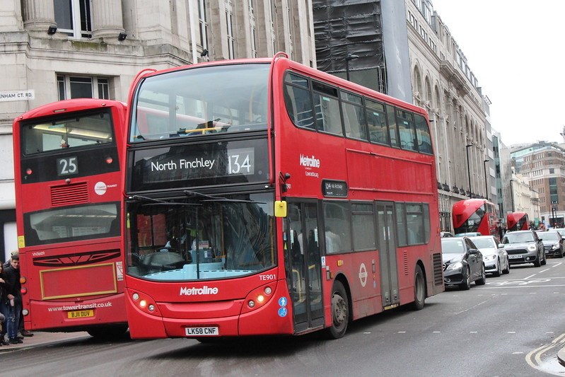 Buses at tottenham court